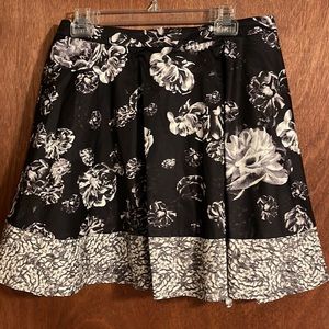 Prabul Gurung for Target skirt. Black and white. Size 10. Perfect condition.